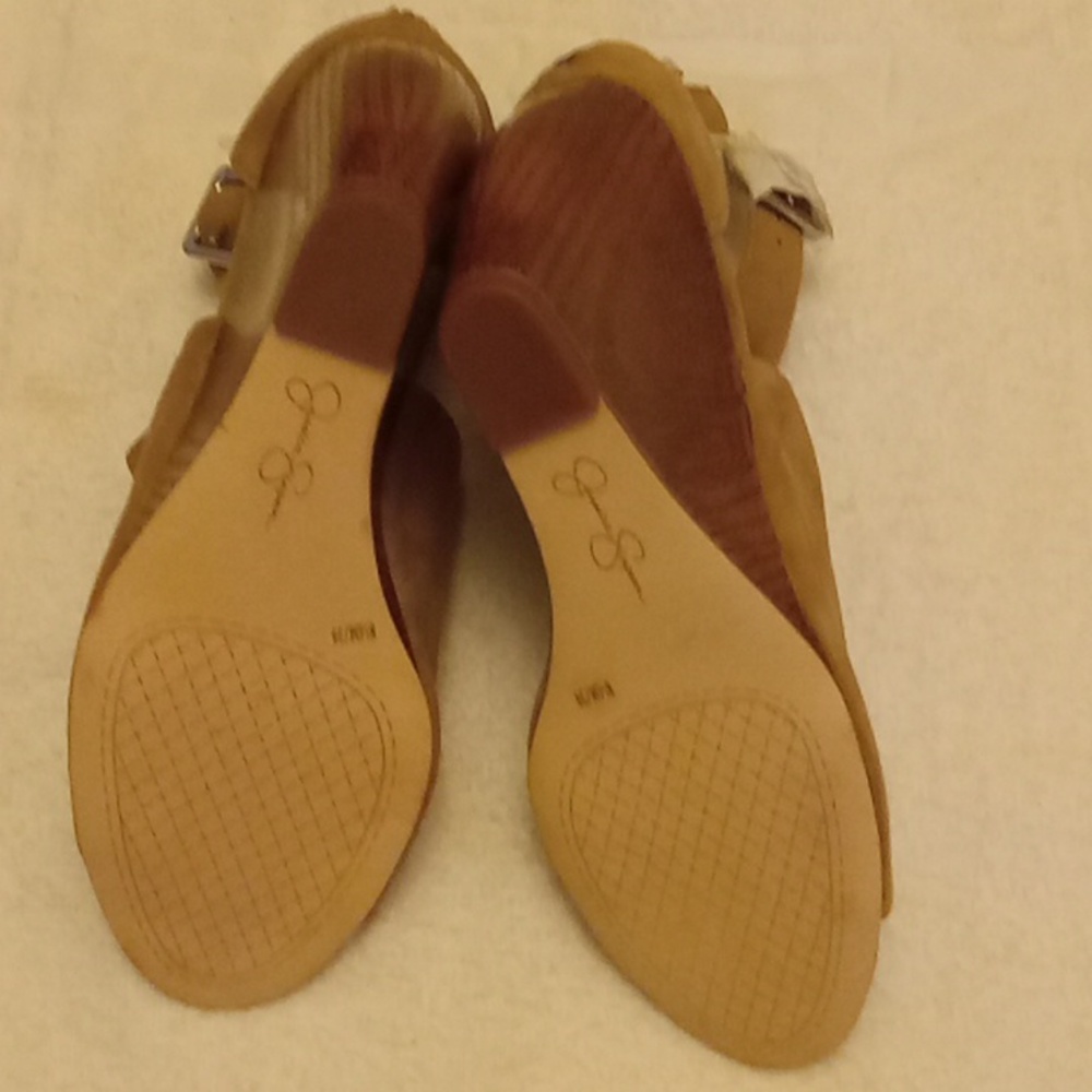 Jessica Simpson size 8 1/2 tan Sude Crimsella - Picture 2 of 5